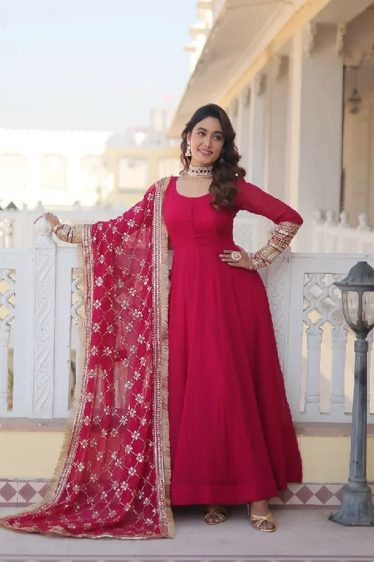 Jyoti Fashion Women's Rani Pink Faux Blooming Sequins Zari Embroidered Anarkali Dress with Dupatta Crew Neckline Casual Jyoti Fashion Women's Rani Pink Faux Blooming Sequins Zari Embroidered Anarkali Dress with Dupatta Crew Neckline Casual