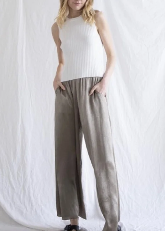 Eden Pants High-Waist Jogger Pants