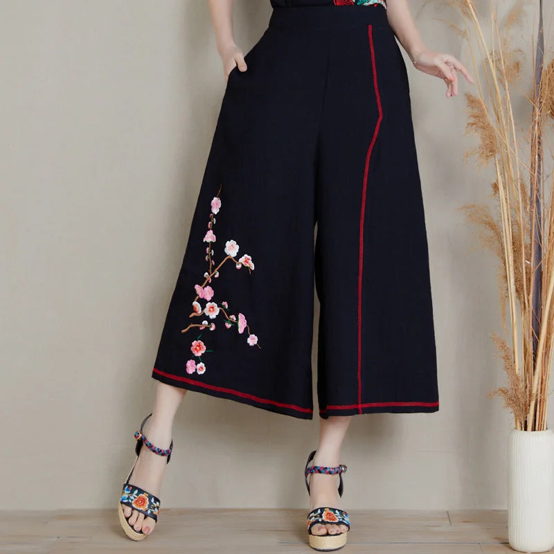 Floral Emboidery Chinese Style Women's Loose Pants Capri Pants Lightweight Linen Pants