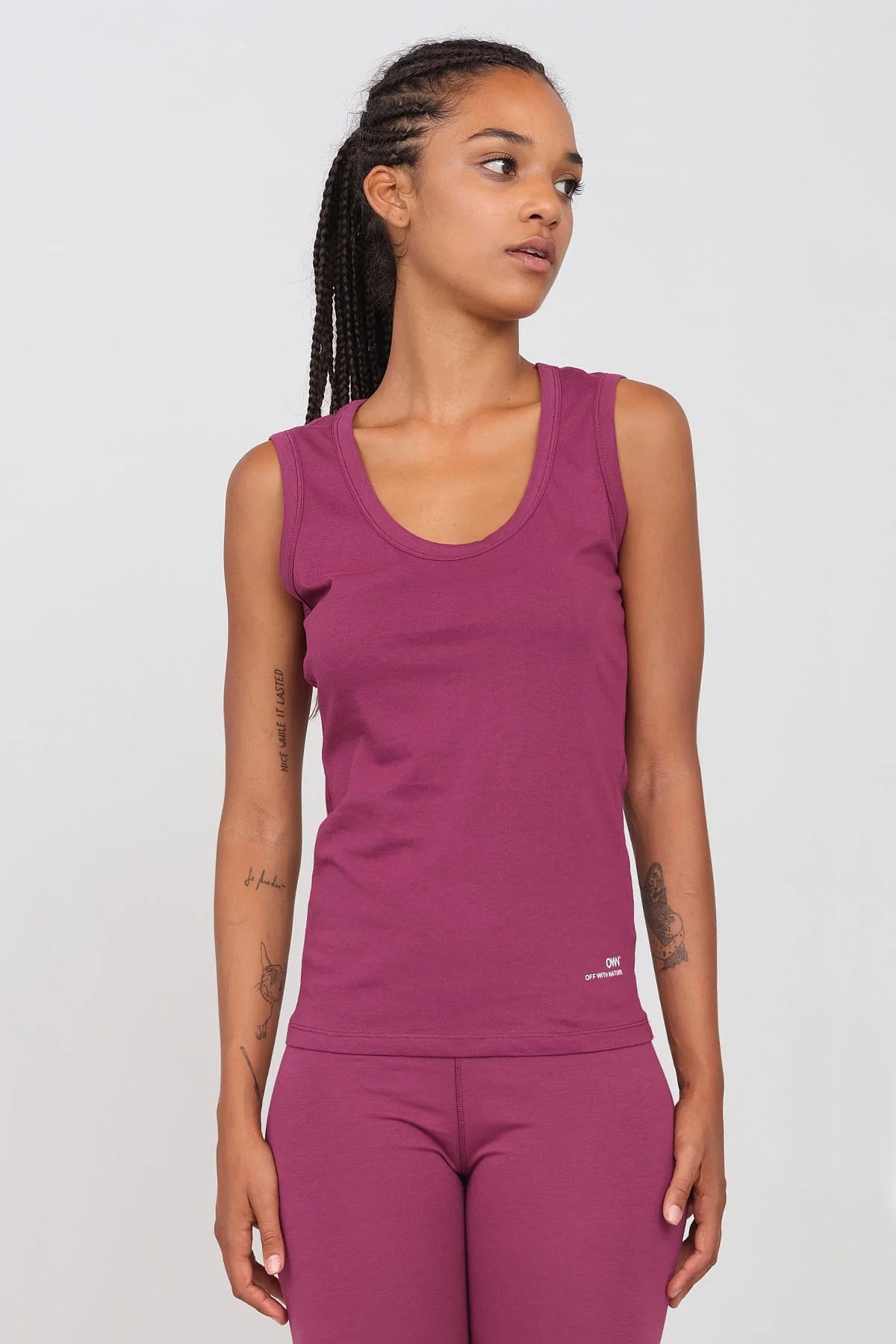 Women's Deep Neck Tank Top Grape lace tank top